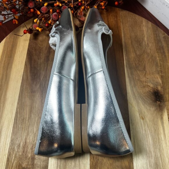 Steve Madden Womens Seemly Ballet Flats Slip On Shoes Sz 10 in Silver Metal - Picture 9 of 10